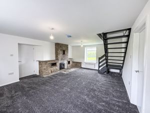 Photo 25- click for photo gallery